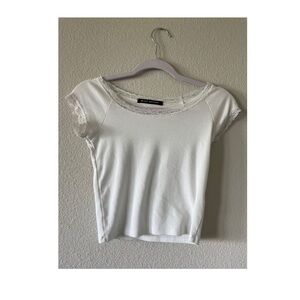 Brandy Melville Elegant White Lace Trim Top